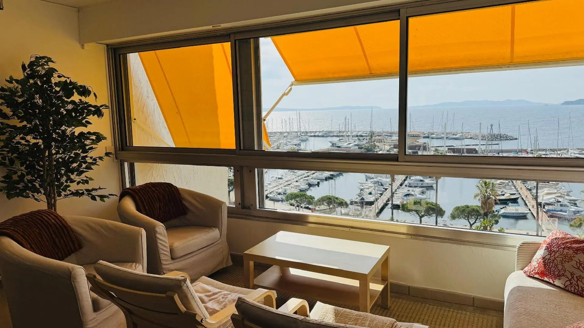 아파트 Tres Bel Appartement T3 Dernier Etage Vue Mer 르 라방두